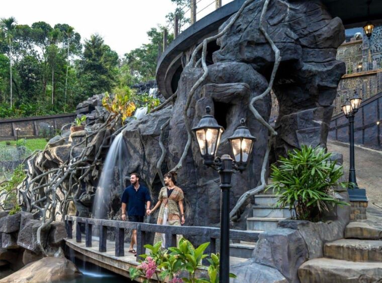 Luxury Cliffside Escape — photo 4