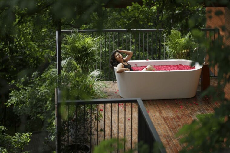 Kuruva Island Escape