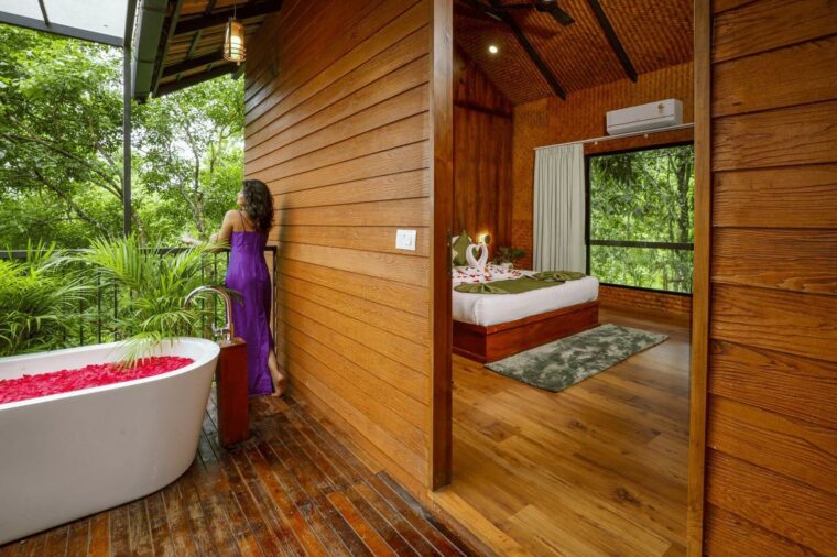 Munnar & Alleppey Luxury Retreat