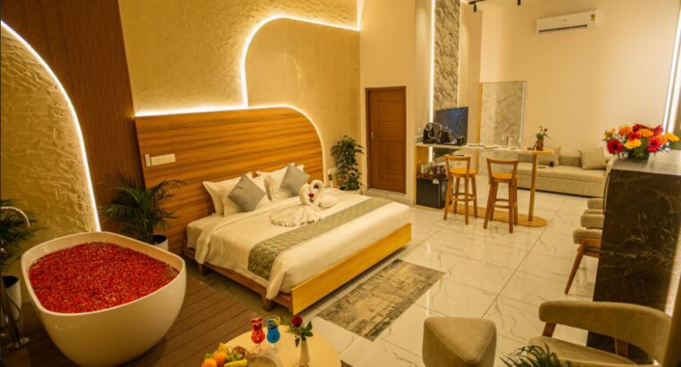 Munnar Riverside Honeymoon Escape